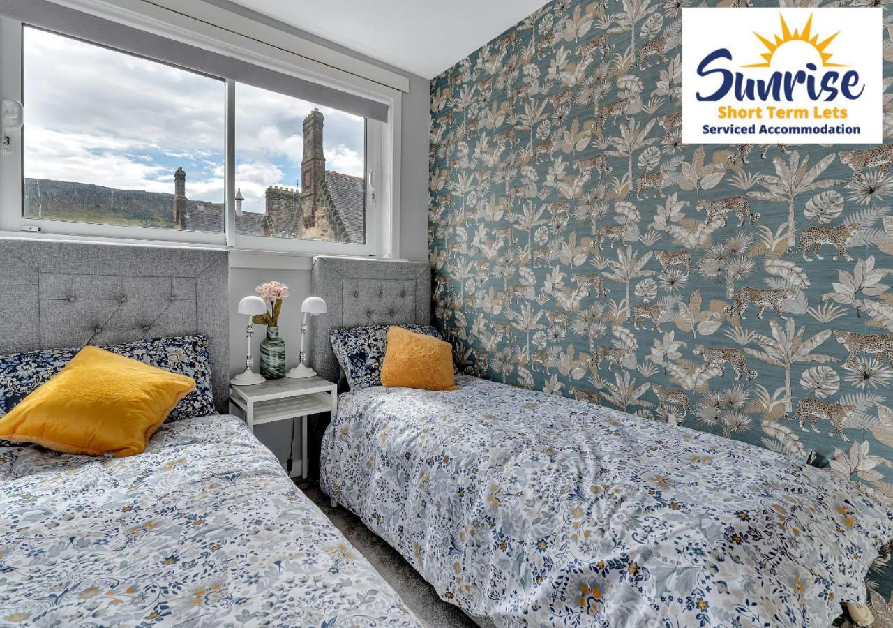 3 Beds At Arthurs Seat By Sunrise Short Lets เอดินบะระ ภายนอก รูปภาพ
